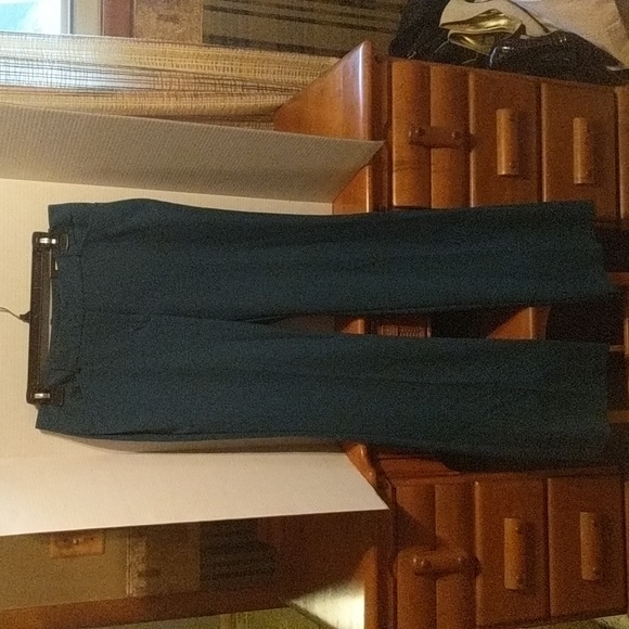 Women's slacks - Picture 1 of 5